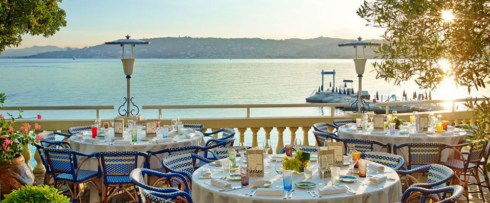 Hôtel Belles Rives ★★★★★ - A unique 20s-inspired hotel in picturesque Provence - Cap d'Antibes, France