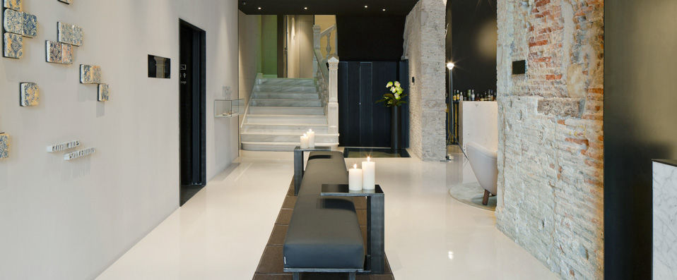 Caro Hotel ★★★★★ - Ancient stones and modern luxuries meet with spectacular success in Valencia. - Valencia, Spain
