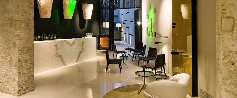 Caro Hotel ★★★★★ - Ancient stones and modern luxuries meet with spectacular success in Valencia. - Valencia, Spain
