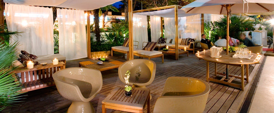 Hotel de Londres ★★★★ - Par Guillaume Pecheur, correspondant de VeryChic - Rimini, italie