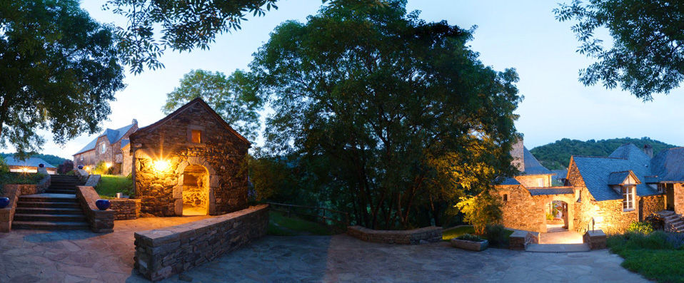 Château de Longcol ★★★★ - A hidden delight off the beaten track in the stunning Aveyron valley. - Aveyron, France