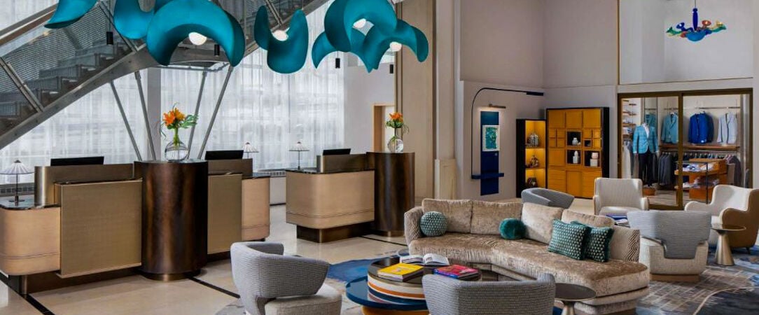 Sofitel Montréal Le Carré Doré ★★★★★ - Le raffinement à la française au cœur du Montréal culturel. - Montréal, Canada