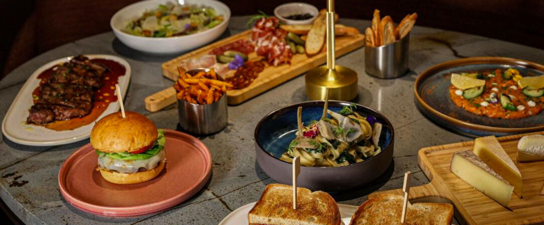 Sofitel Montréal Le Carré Doré ★★★★★ - Le raffinement à la française au cœur du Montréal culturel. - Montréal, Canada