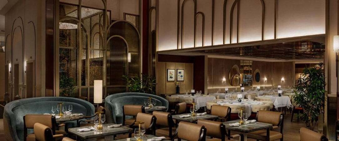 Sofitel Montréal Le Carré Doré ★★★★★ - Le raffinement à la française au cœur du Montréal culturel. - Montréal, Canada