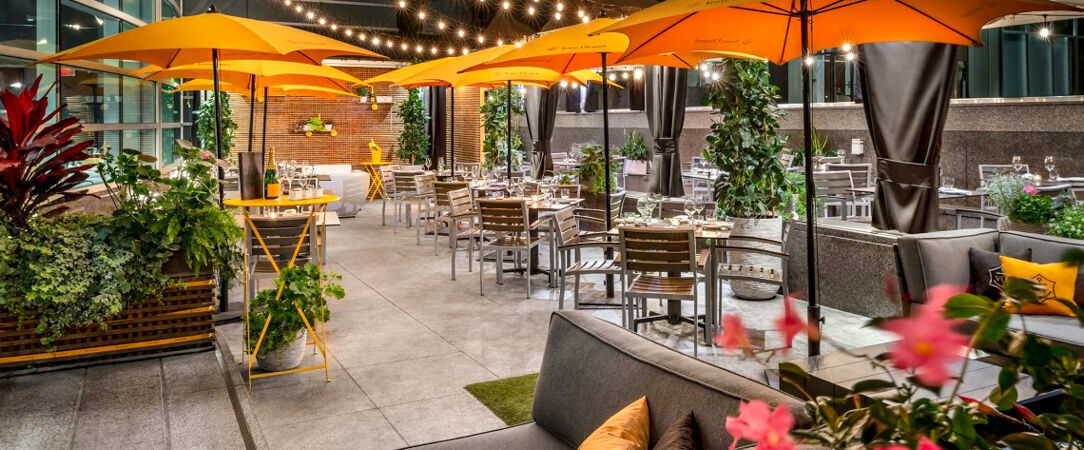Sofitel Montréal Le Carré Doré ★★★★★ - Le raffinement à la française au cœur du Montréal culturel. - Montréal, Canada