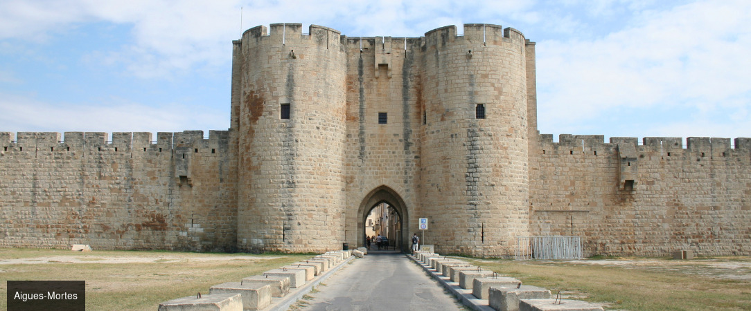 Boutique Hôtel des Remparts & Spa ★★★★★ - Luxe à la française au cœur du Languedoc, dans la cité médiévale d’Aigues-Mortes. - Aigues-Mortes, France