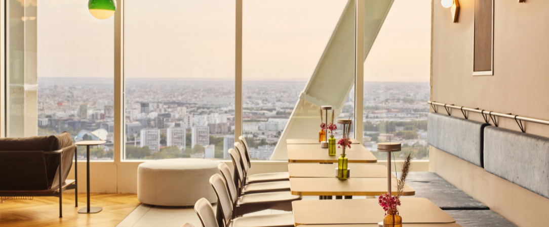 H4 Hotel Wyndham, Paris Pleyel Resort ★★★★ - Confort, design & superbe vue panoramique sur Paris. - Seine-Saint-Denis, France
