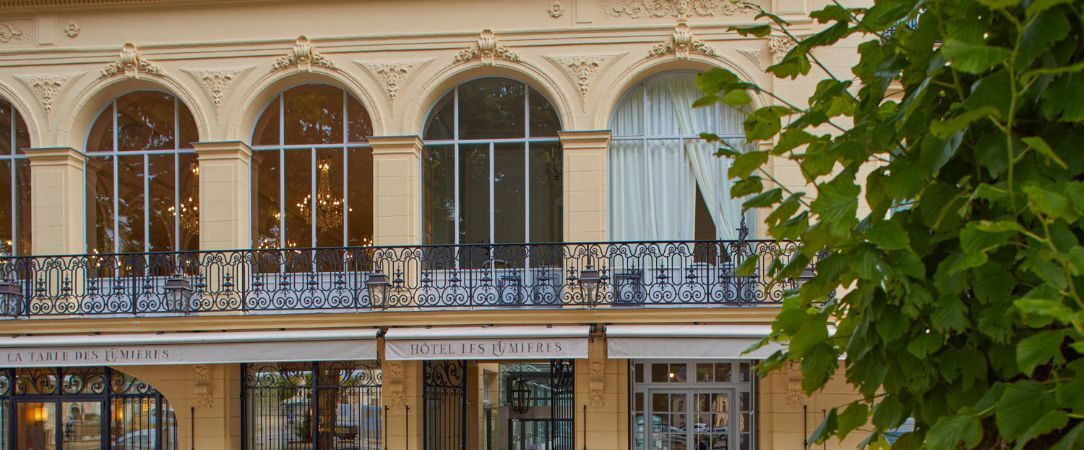Hôtel Les Lumières - Relais & Châteaux ★★★★★ - Boutique hôtel de luxe, élégance, prestige et poésie aux portes du Château de Versailles. - Versailles, France