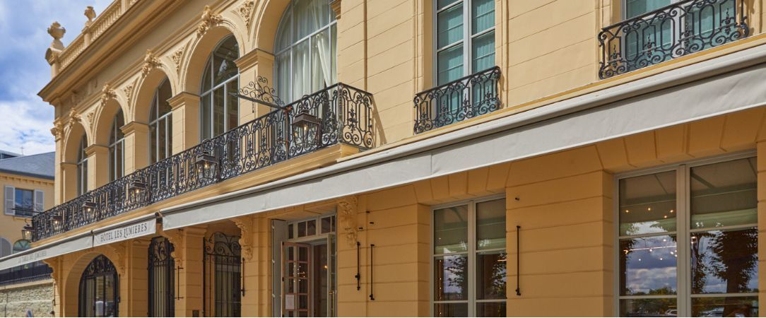 Hôtel Les Lumières - Relais & Châteaux ★★★★★ - Boutique hôtel de luxe, élégance, prestige et poésie aux portes du Château de Versailles. - Versailles, France