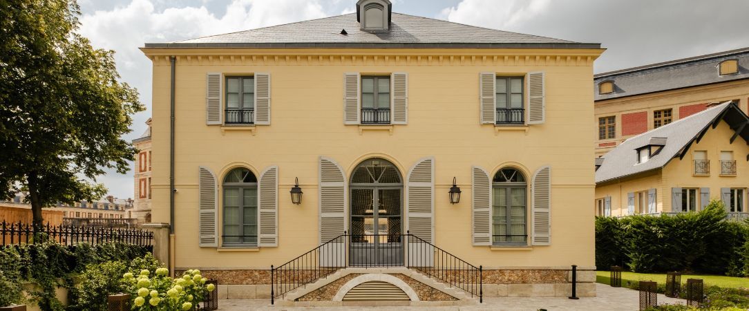 Hôtel Les Lumières - Relais & Châteaux ★★★★★ - Boutique hôtel de luxe, élégance, prestige et poésie aux portes du Château de Versailles. - Versailles, France