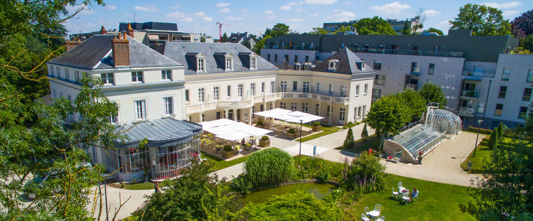 Château Belmont Tours by The Crest Collection ****