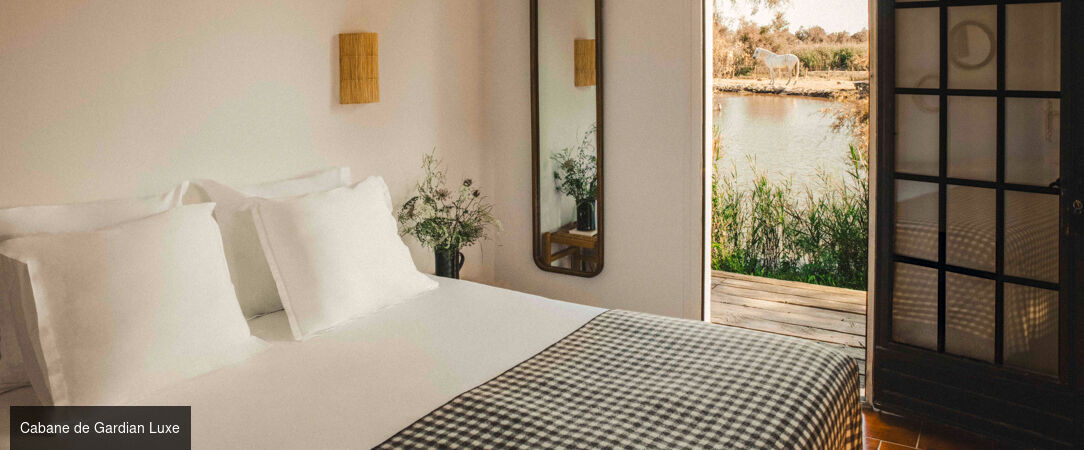 Les Bains Gardians ★★★★ - Luxe décontracté et reconnexion profonde à la nature dans d’authentiques cabanes de Gardians en Camargue. - Saintes-Maries-de-la-Mer, France