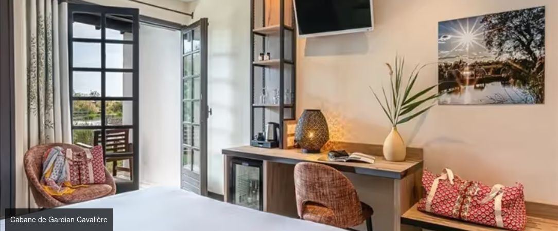 Les Bains Gardians ★★★★ - Luxe décontracté et reconnexion profonde à la nature dans d’authentiques cabanes de Gardians en Camargue. - Saintes-Maries-de-la-Mer, France