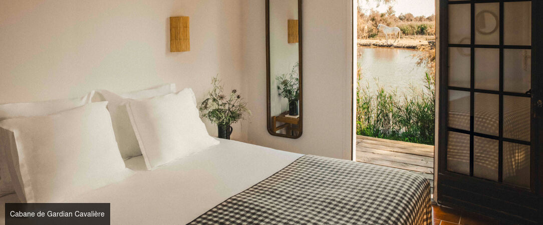 Les Bains Gardians ★★★★ - Luxe décontracté et reconnexion profonde à la nature dans d’authentiques cabanes de Gardians en Camargue. - Saintes-Maries-de-la-Mer, France