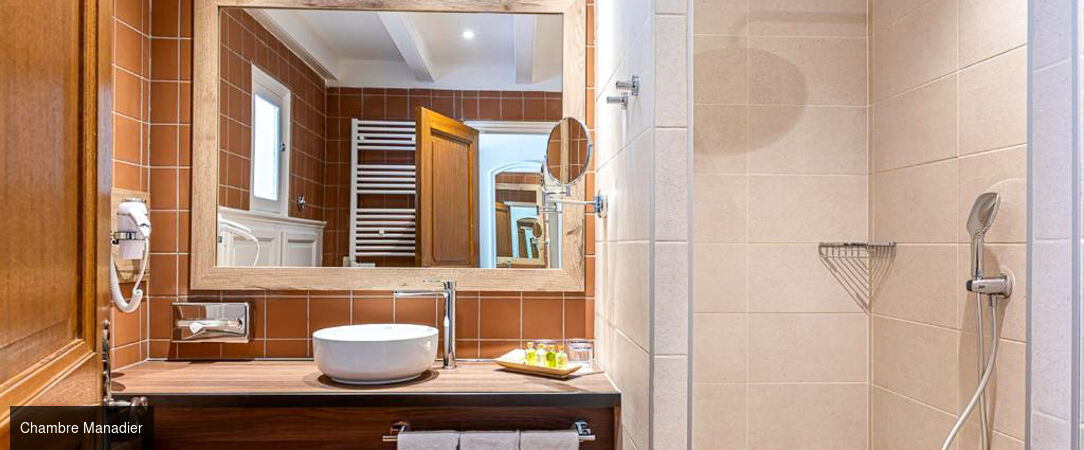 Les Bains Gardians ★★★★ - Luxe décontracté et reconnexion profonde à la nature dans d’authentiques cabanes de Gardians en Camargue. - Saintes-Maries-de-la-Mer, France