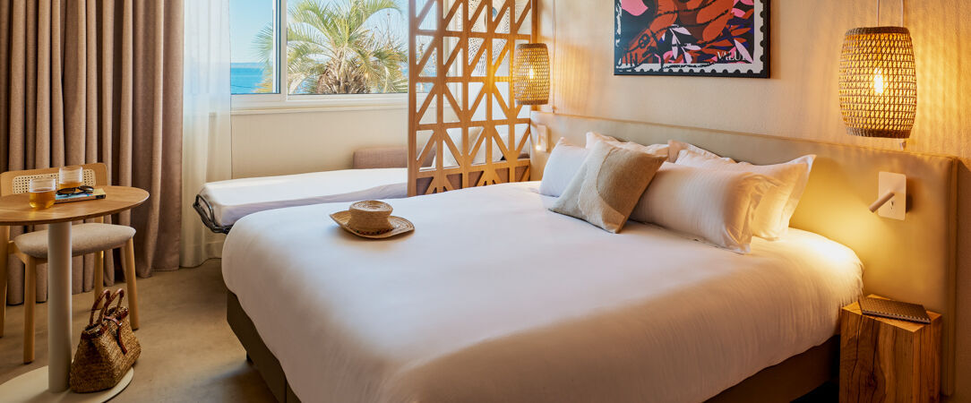 Mercure Saint Raphaël Centre Plage ★★★★ - Un hôtel moderne et confortable en front de mer à Saint Raphaël. - Saint-Raphaël, France