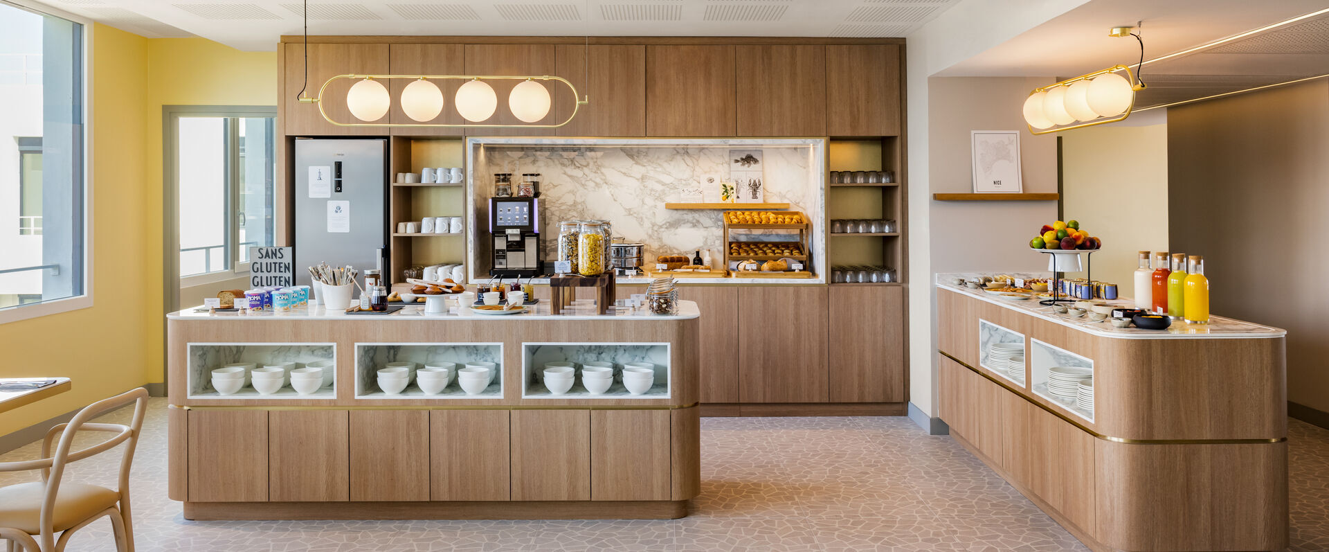 OKKO Hotels Nice Aéroport ★★★★ - Une escale design et confortable aux portes de la Côte d'Azur. - Nice, France