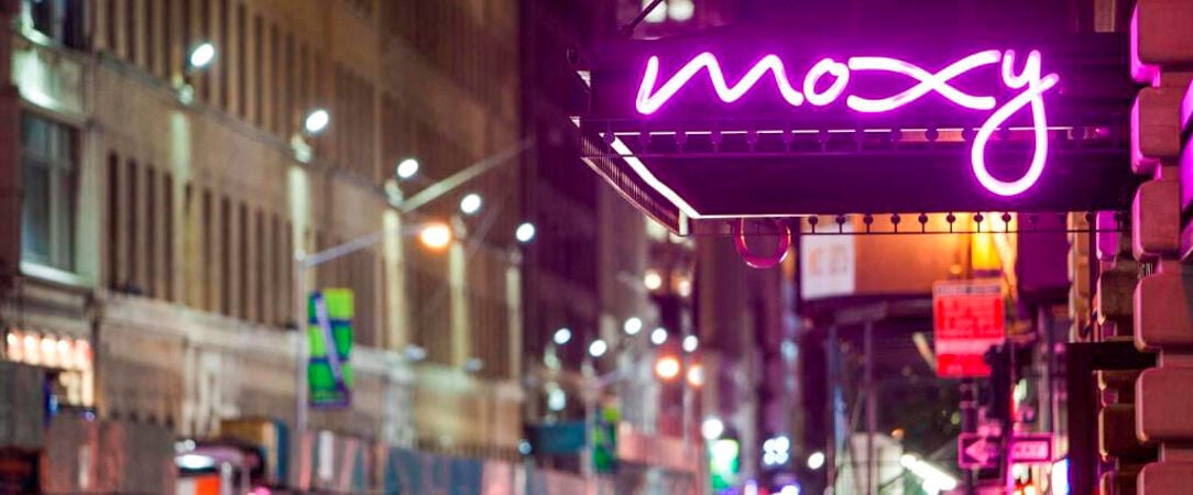 Moxy NYC Times Square ★★★★ - A stylish luxury hotel with all the charm of Midtown Manhattan. - New York, United States