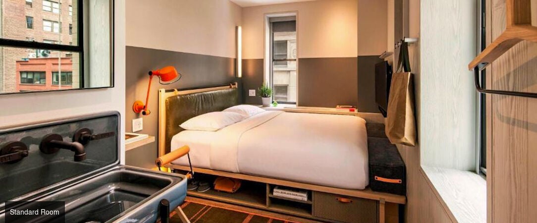 Moxy NYC Times Square ★★★★ - A stylish luxury hotel with all the charm of Midtown Manhattan. - New York, United States