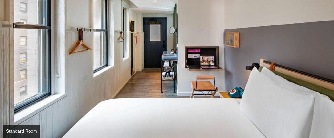 Moxy NYC Times Square ★★★★ - A stylish luxury hotel with all the charm of Midtown Manhattan. - New York, United States