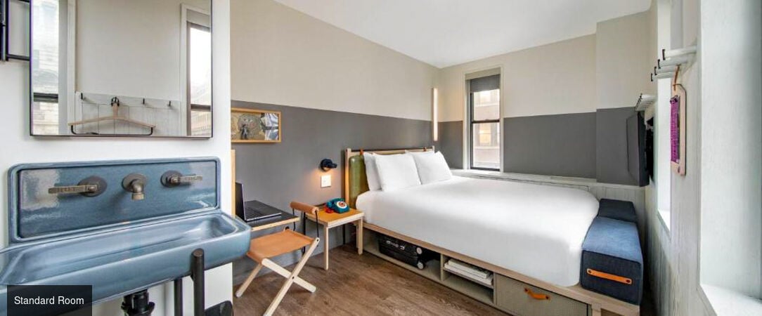 Moxy NYC Times Square ★★★★ - A stylish luxury hotel with all the charm of Midtown Manhattan. - New York, United States