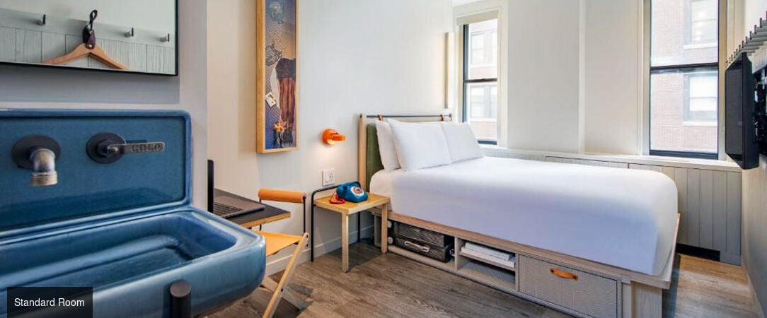 Moxy NYC Times Square ★★★★ - A stylish luxury hotel with all the charm of Midtown Manhattan. - New York, United States