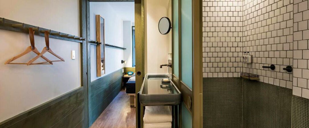 Moxy NYC Times Square ★★★★ - A stylish luxury hotel with all the charm of Midtown Manhattan. - New York, United States