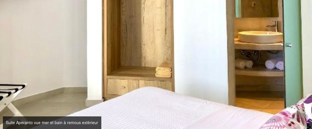 Aperanto Suites Santorini ★★★★ - Un havre de paix luxueux sur les hauteurs de Santorin, entre ciel et mer. - Santorin, Grèce