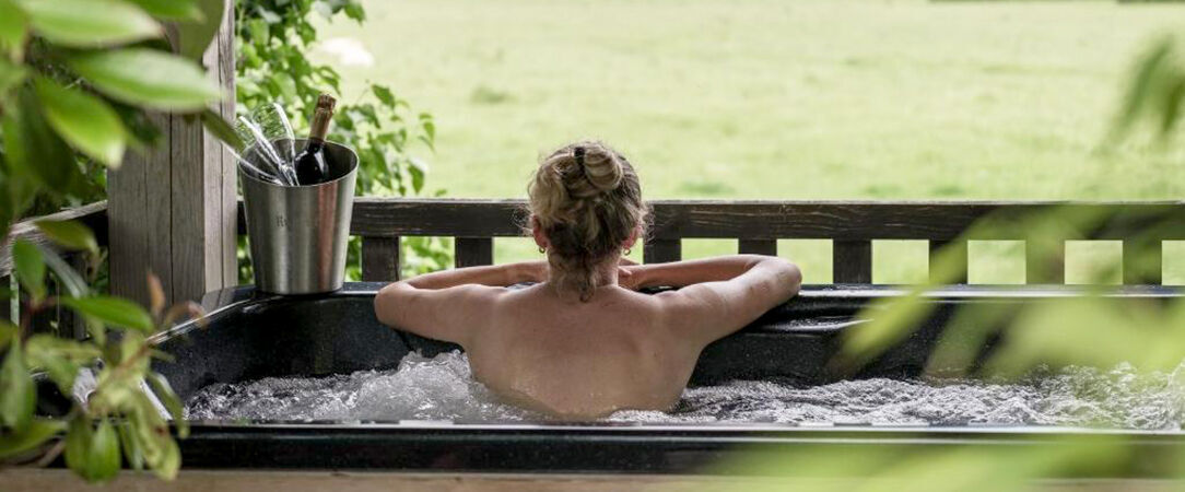 Le Domaine des Prés Verts & Spa Vinésime ★★★★ - Dernière minute - Escapade insolite et de charme en Bourgogne, dans l’intimité d'hébergements douillettes avec bain à remous privatif. - Bourgogne, France