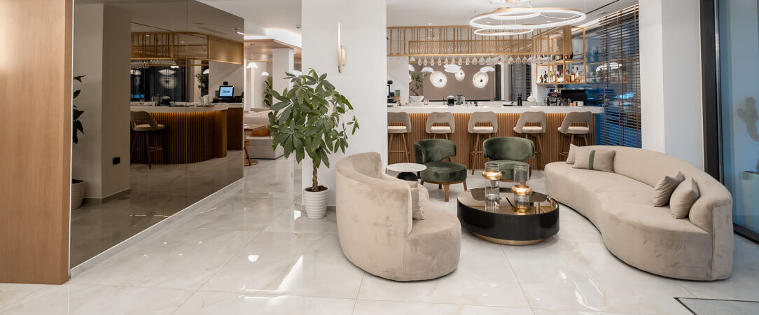 Ethereal White Resort Hotel & Spa ★★★★★ - Adults Only - Un hôtel luxueux, moderne et raffiné avec piscine, parfaitement situé au cœur d’Héraklion. - Crète, Grèce