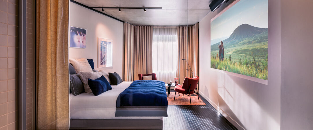 Hôtel Paradiso ★★★★ - Hôtel-cinéma, pied-à-terre élégant et concept novateur en plein cœur de la Ville Lumière. - Paris, France