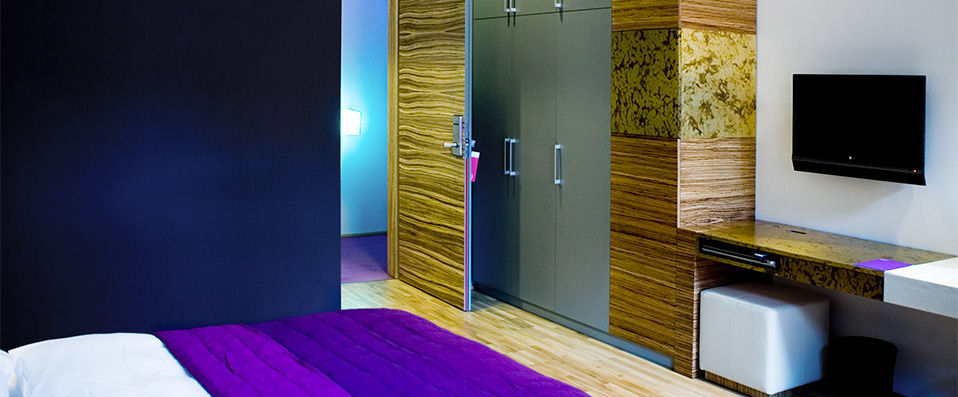 The Icon Hotel & Lounge ★★★★ - Prague's new Icon for innovative style and sophisticated luxury. - Prague, Czech Republic