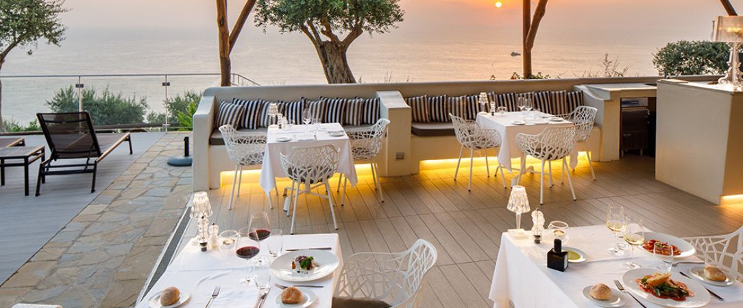 Villa Fiorella Art Hotel ★★★★★ - Oasis élégante sur la côte amalfitaine, vue sublime et gastronomie raffinée. - Côte amalfitaine, Italie