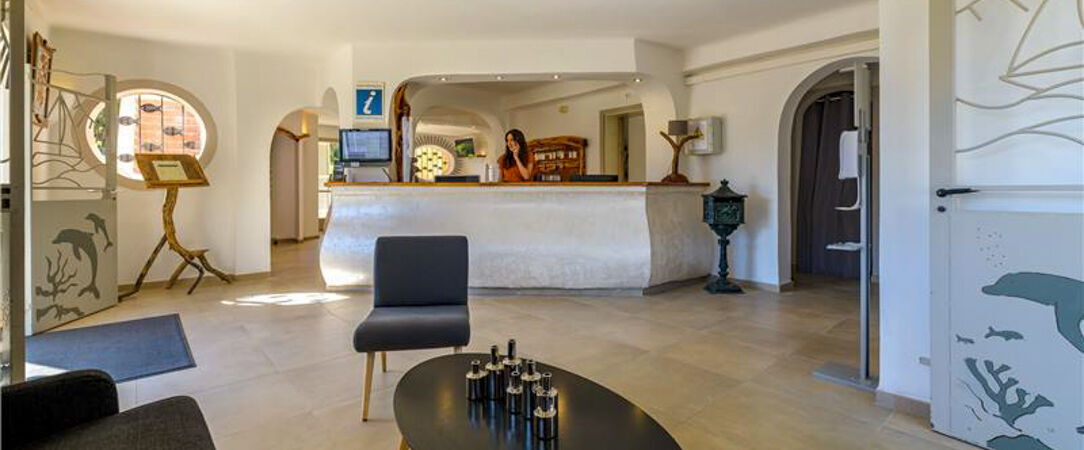 Hôtel & Résidence U PAESOLU ★★★★ - Villas et studios pleins de charme au cœur du maquis corse. - Corse, France