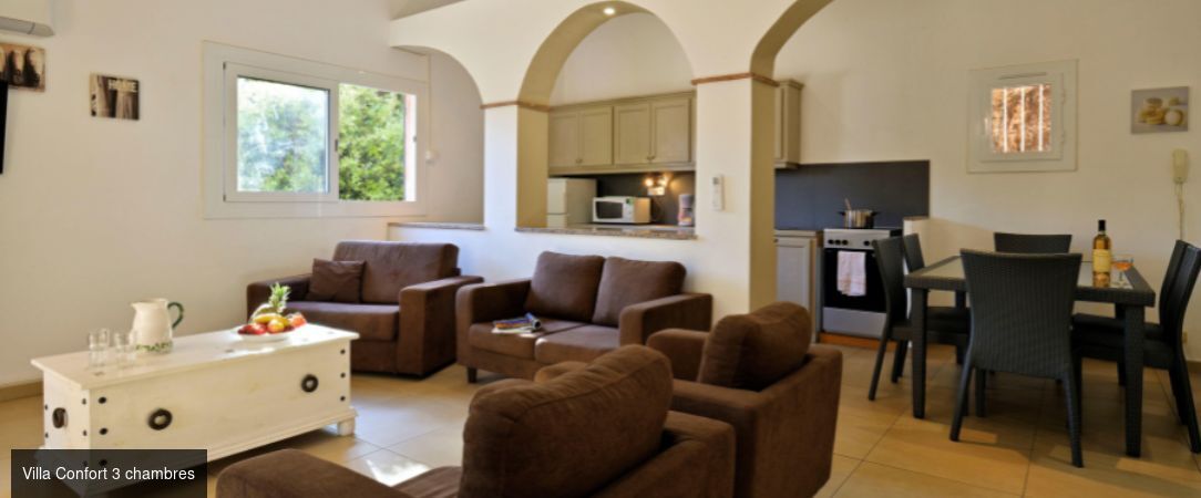 Hôtel & Résidence U PAESOLU ★★★★ - Villas et studios pleins de charme au cœur du maquis corse. - Corse, France