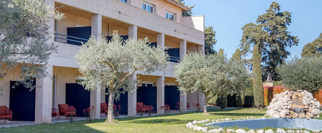 Hôtel La Perna - Une jolie adresse provençale merveilleusement située au pied du Mont Ventoux. - Provence-Alpes-Côte d'Azur, France