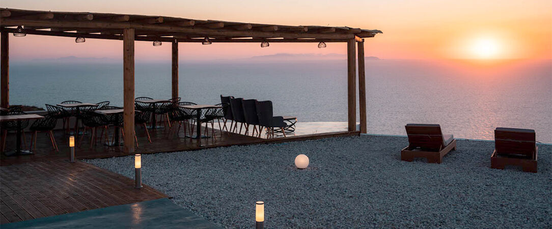 Leon Luxury Suites ★★★★★ - A clifftop Aegean paradise in stunning Santorini. - Santorini, Greece