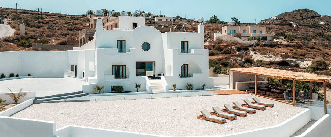 Leon Luxury Suites ★★★★★ - A clifftop Aegean paradise in stunning Santorini. - Santorini, Greece