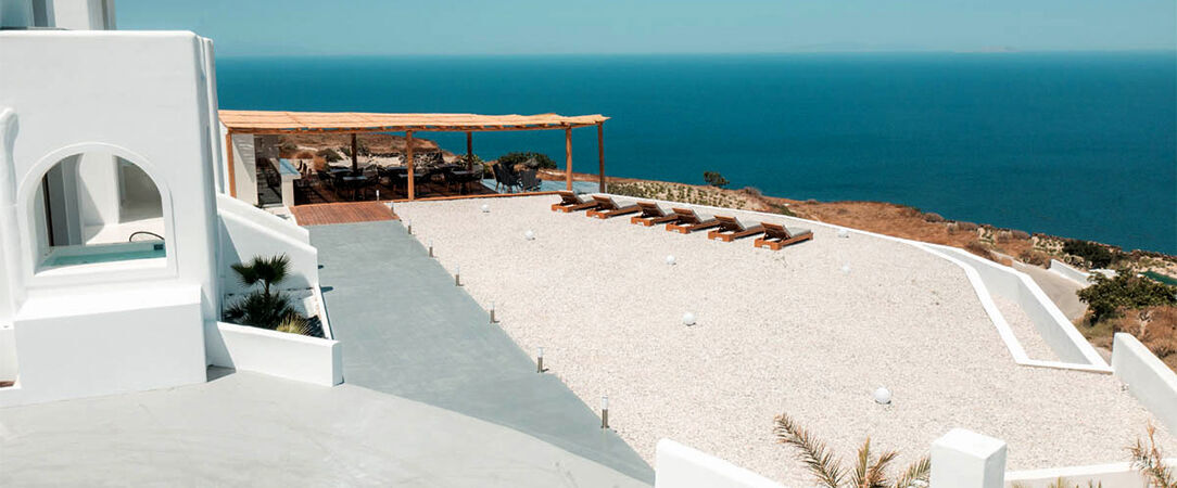 Leon Luxury Suites ★★★★★ - A clifftop Aegean paradise in stunning Santorini. - Santorini, Greece