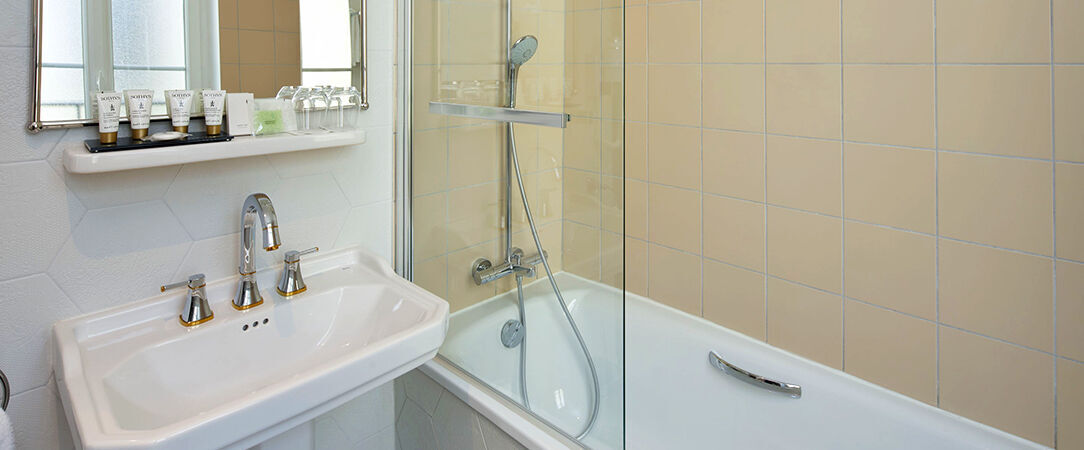 Hôtel Villa Romantic & Spa ★★★★ - Dernière minute - Confort, bien-être et calme absolu au cœur du 13ème arrondissement. - Ville, Pays