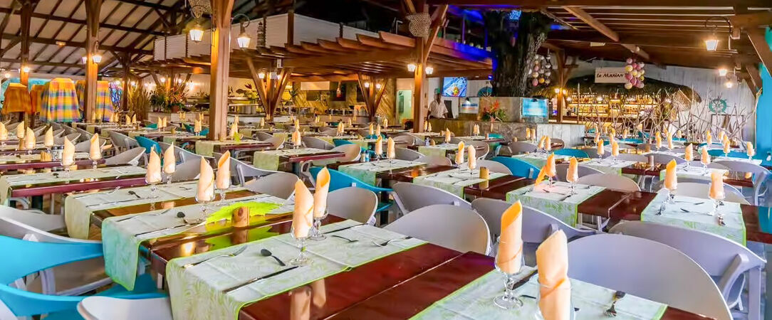 Hôtel Bambou - Une adresse cosy et colorée, les pieds dans l’eau, sur l’une des plus belles plages de la Martinique. - Martinique, France