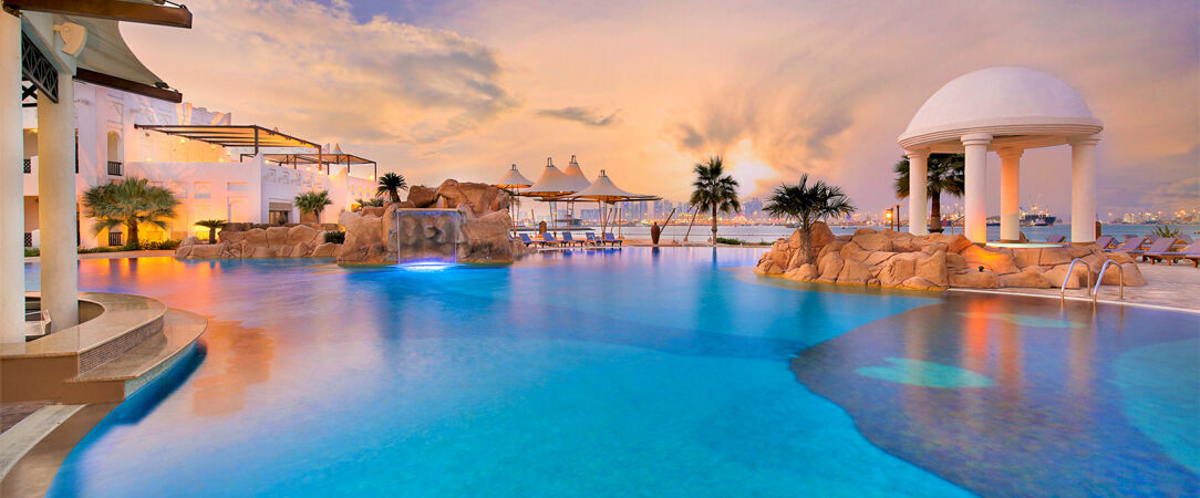 Sharq Village & Spa, a Ritz Carlton Hotel ★★★★★ - Un palais magnifique à Doha, pour des vacances détentes dans le luxe. - Doha, Qatar