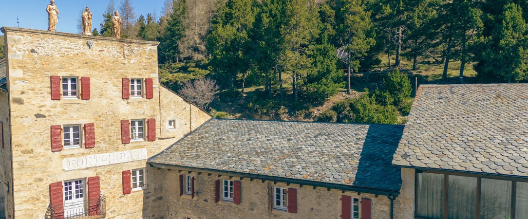 Grand Hôtel L'Ermitage ★★★★- Font-Romeu - Une escapade luxueuse au cœur de la nature montagneuse des Pyrénées. - Pyrénées-Orientales, France