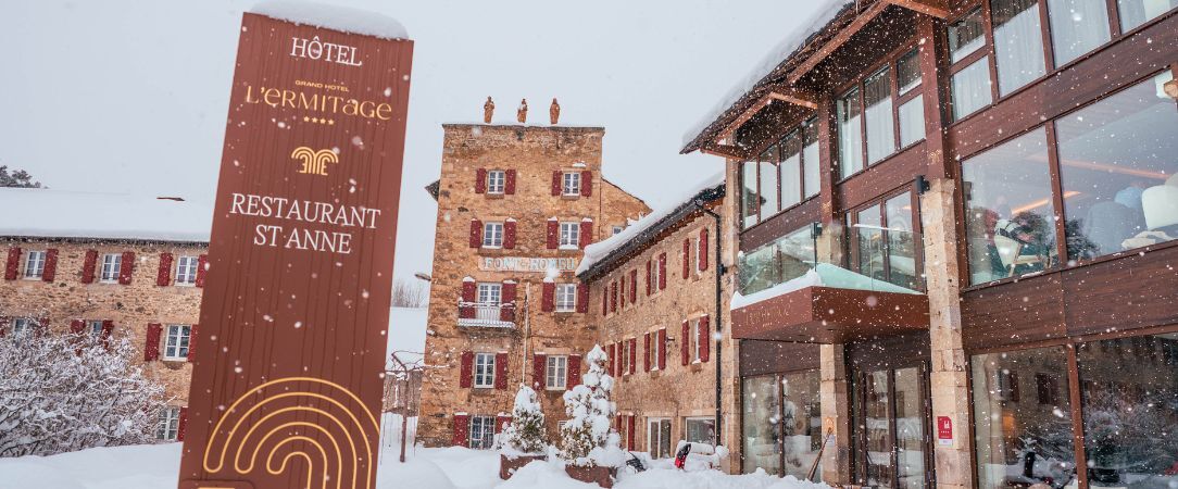 Grand Hôtel L'Ermitage ★★★★- Font-Romeu - Une escapade luxueuse au cœur de la nature montagneuse des Pyrénées. - Pyrénées-Orientales, France