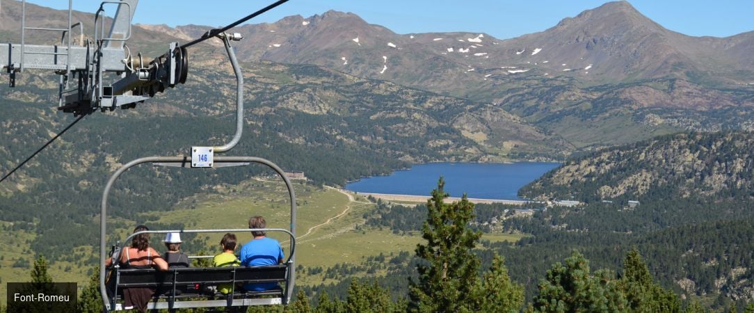 Grand Hôtel L'Ermitage ★★★★- Font-Romeu - Une escapade luxueuse au cœur de la nature montagneuse des Pyrénées. - Pyrénées-Orientales, France