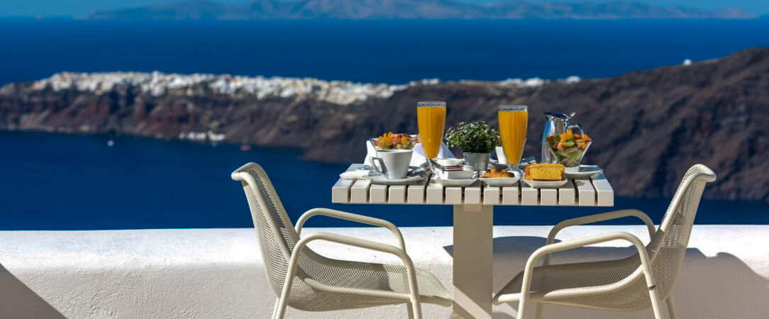 White Santorini ★★★★ - Une adresse confidentielle perchée sur les hauteurs de la caldeira de Santorin. - Santorin, Grèce