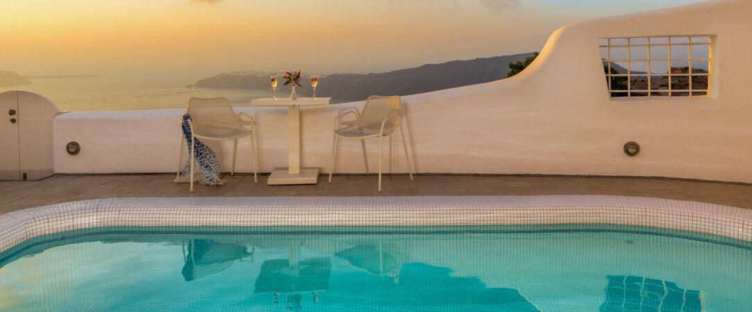 White Santorini ★★★★ - Une adresse confidentielle perchée sur les hauteurs de la caldeira de Santorin. - Santorin, Grèce