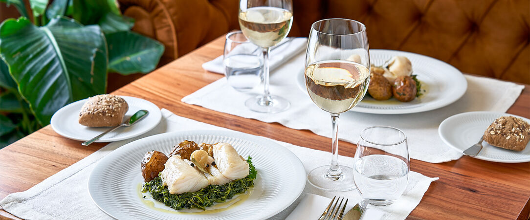 The Log Porto Hotel by Piamonte Hotels ★★★★ - Un refuge urbain élégant dans le quartier des Antas, aux portes du centre historique de Porto. - Porto, Portugal