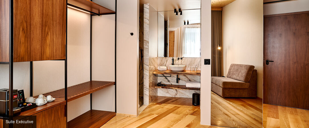 The Log Porto Hotel by Piamonte Hotels ★★★★ - Un refuge urbain élégant dans le quartier des Antas, aux portes du centre historique de Porto. - Porto, Portugal