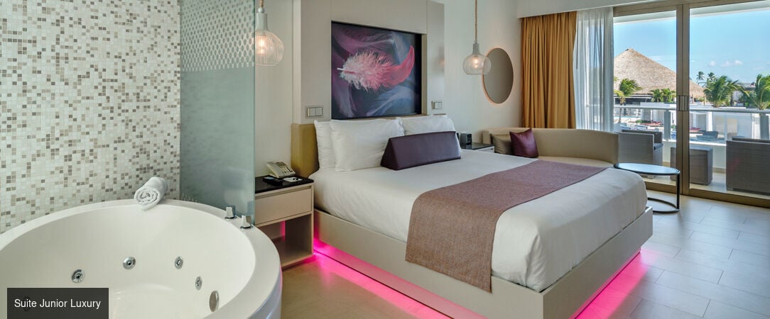 Royalton CHIC Punta Cana ★★★★★ - Une échappée luxueuse sur les plages dorées de Punta Cana. - Punta Cana, République Dominicaine